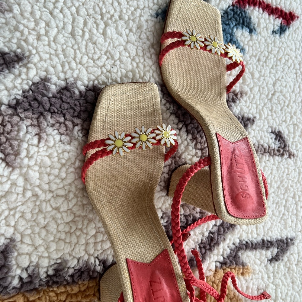 FLOWER SHOES - Picture 3 of 3